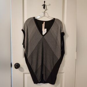 Bailey 44 brown striped top size XS NWT